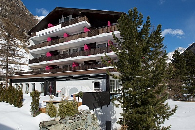 HOTEL & SOLEBAD ARCA 3*