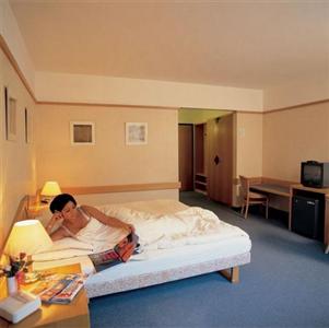 AUSTRIA TREND HOTEL ANATOL  4*,  