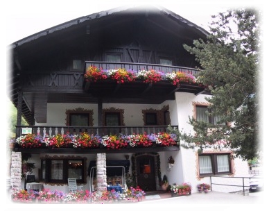 PENSION EDELWEISS  3*,  