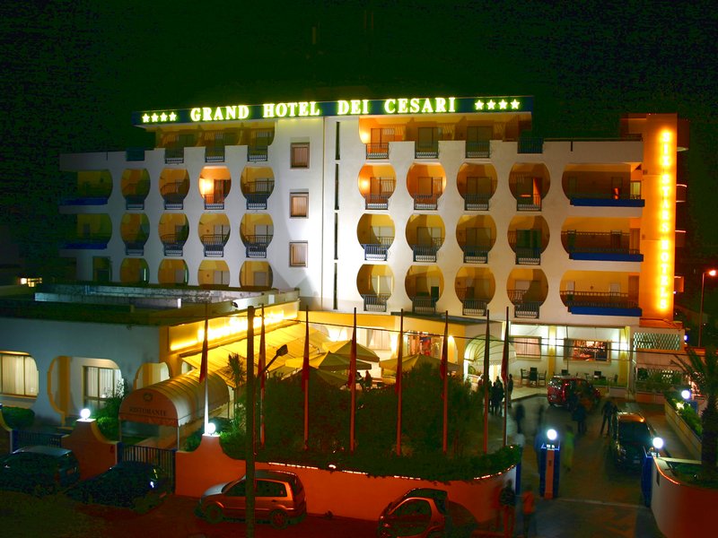 GRAND HOTEL DEI CESARE 4*,  