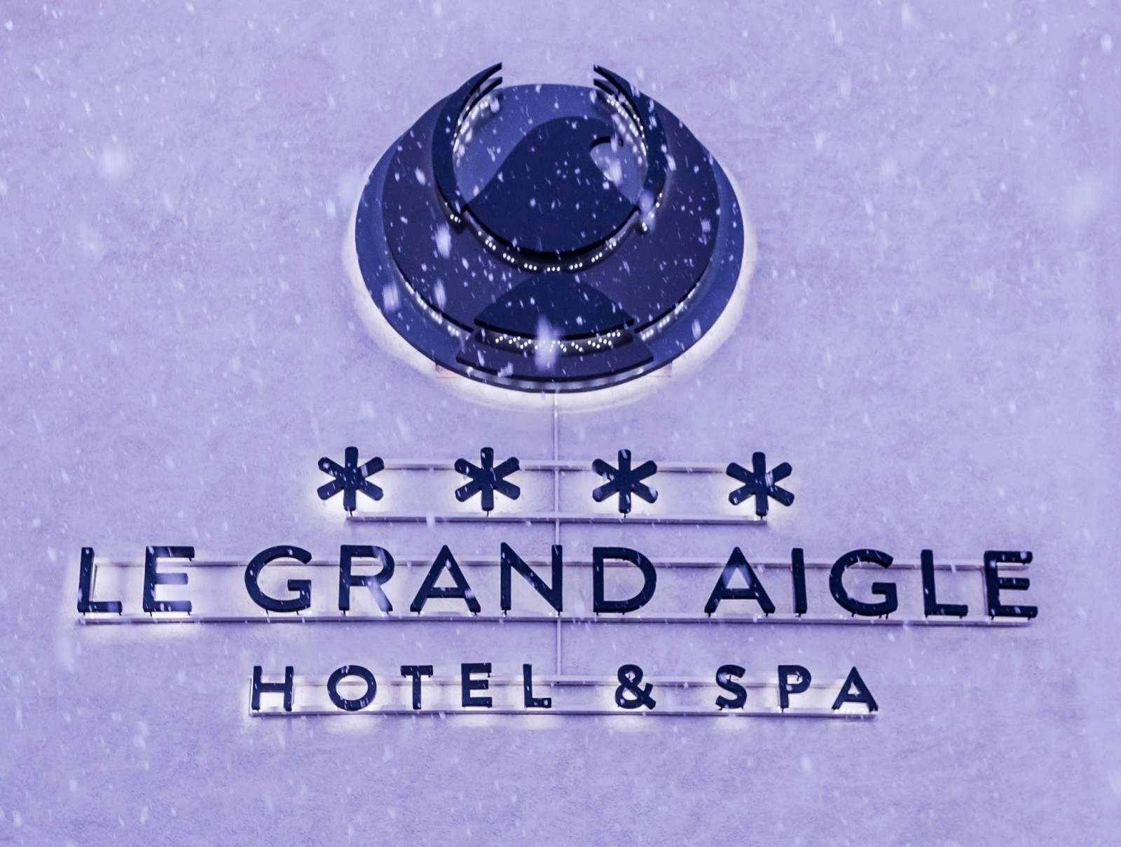 LE GRAND AIGLE HOTEL & SPA 4*,  