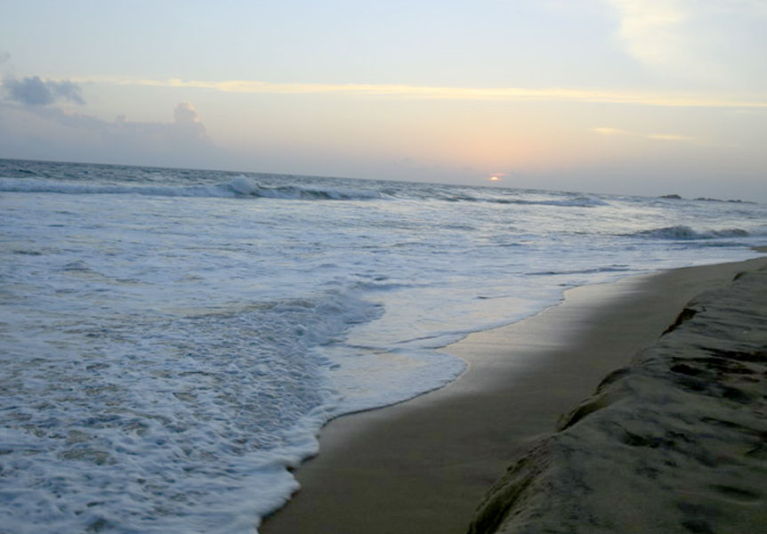 AVENRA BEACH 4*,  