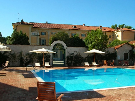 RELAIS VILLA MATILDE  4*+,  