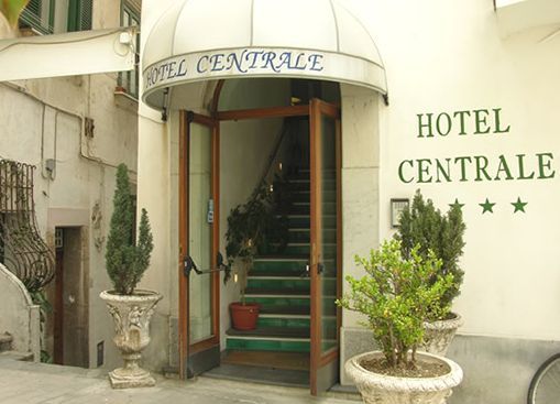 CENTRALE 3*,  