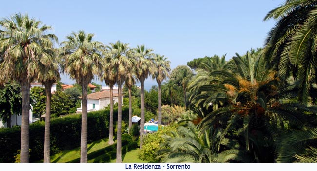 LA RESIDENZA HOTEL SORRENTO 4*,  