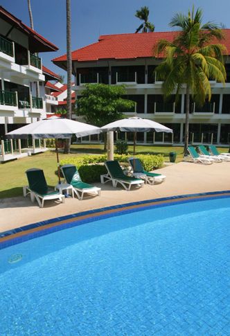 AMORA BEACH RESORT PHUKET  4*,  