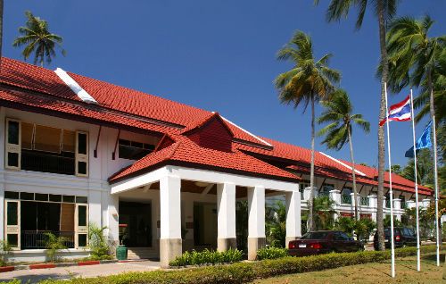 AMORA BEACH RESORT PHUKET  4*,  