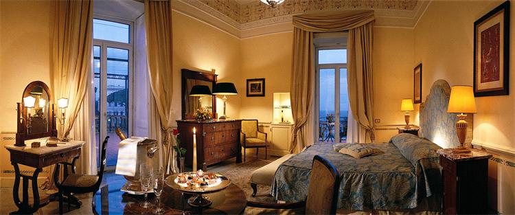 GRAND HOTEL EXCELSIOR VITTORIA  5*,  