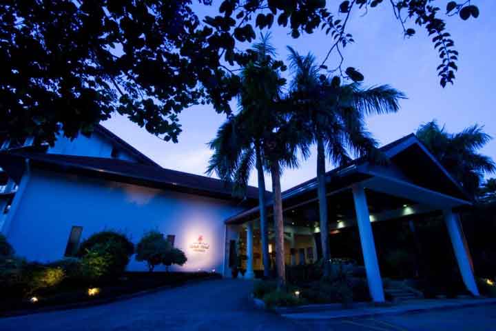 SABAH HOTEL SANDAKAN (  ) 4*,  