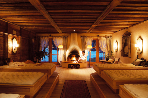 DOLOMITI WELLNESS HOTEL FANES 4*,  