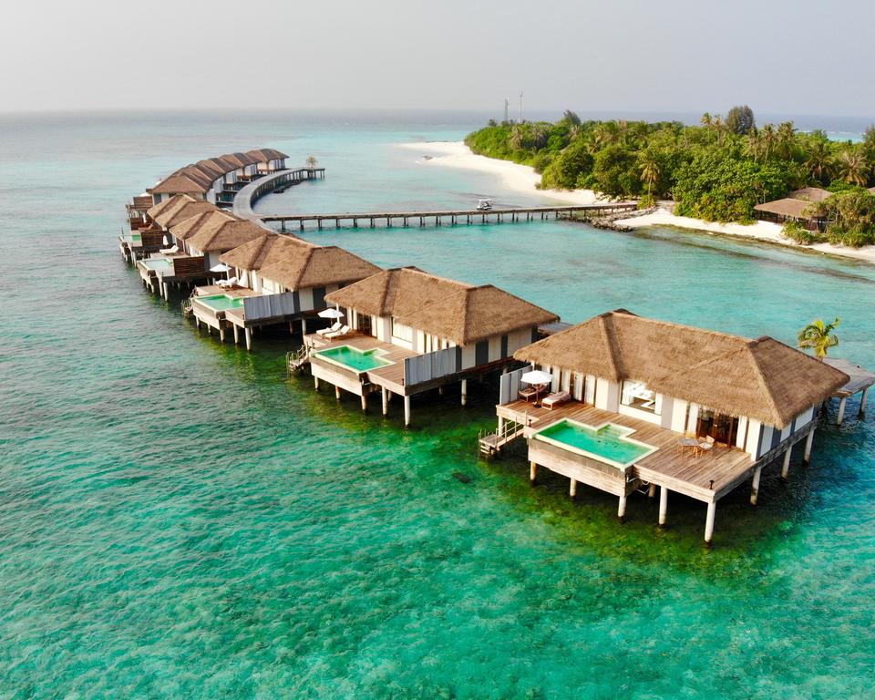 NOKU MALDIVES 5*,  