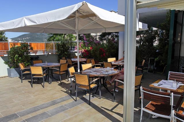 BEST WESTERN AMIRAUTE 4*,  
