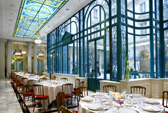 WESTIN PARIS 4*,  