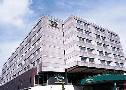 HOLIDAY INN REGENTS PARK  4*,  