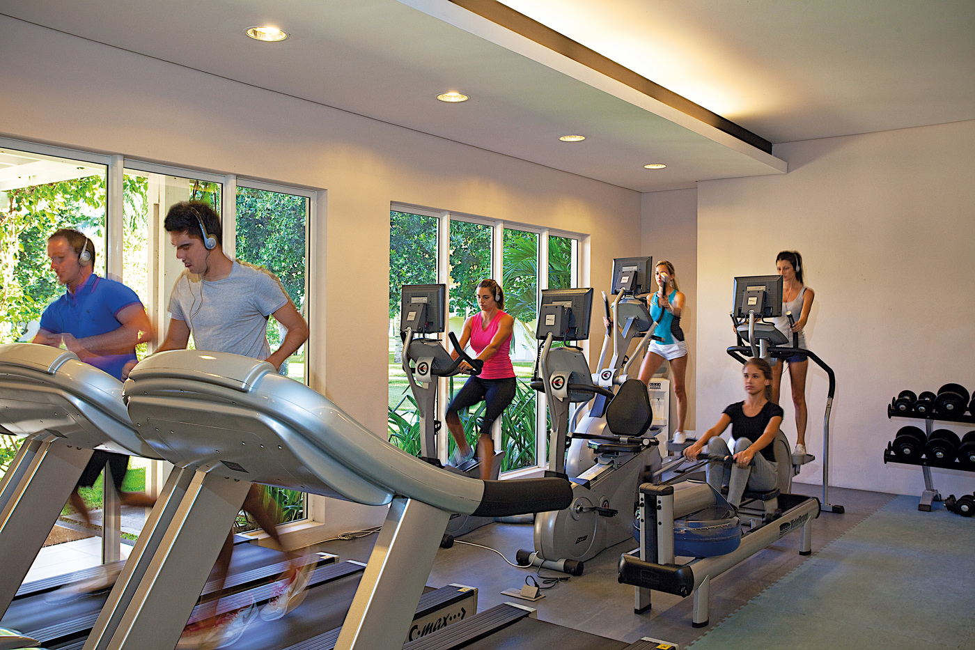 SUGAR BEACH RESORT & SPA 5*,  