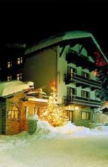 COURMAYEUR 3*,  