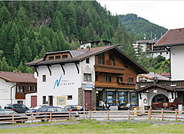 APPARTEMENTHAUS NEURURER,  