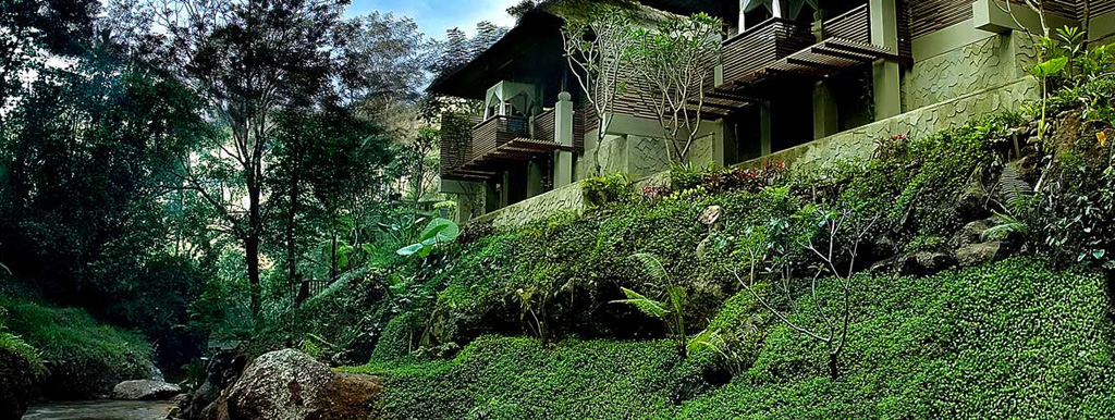 MAYA UBUD  5*,  