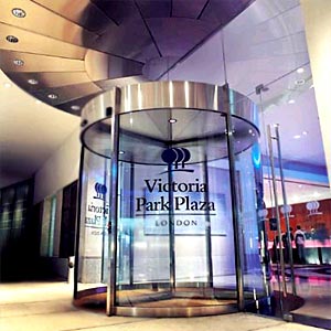 PARK PLAZA VICTORIA  4*+,  