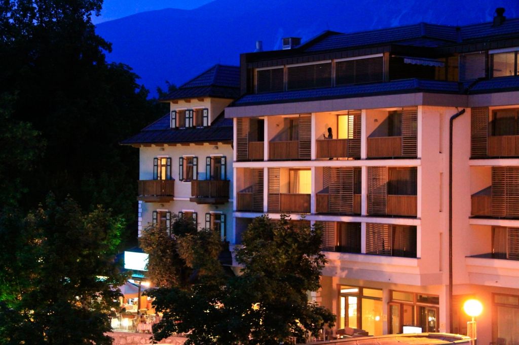 BEST WESTERN PREMIER HOTEL LOVEC 4*,  