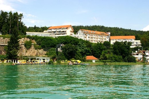 FERIENHOTEL  WOERTHERSEE 4*,  