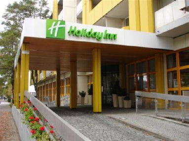 HOLIDAY INN SOUTH 4*,  