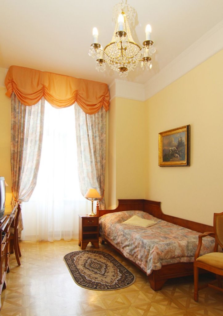 KRALOVSKA VILLA  4*,  