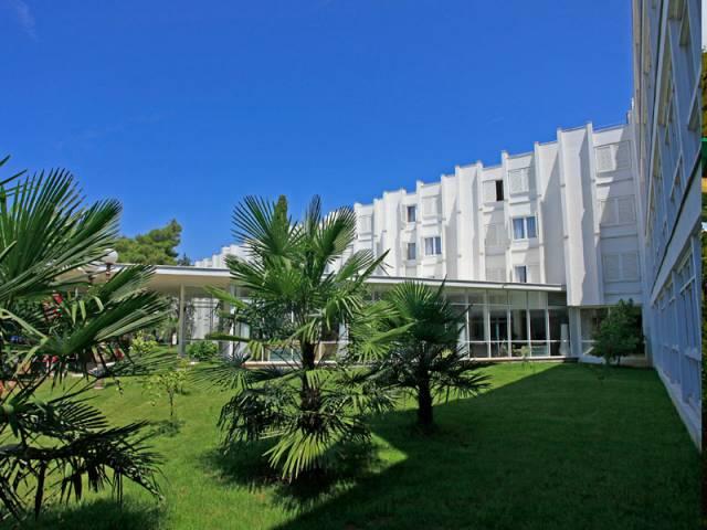 SOLARIS HOTEL JAKOV 3*,  