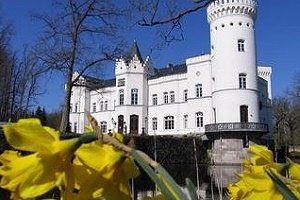 SCHLOSS SCHLEMMIN  4*,  