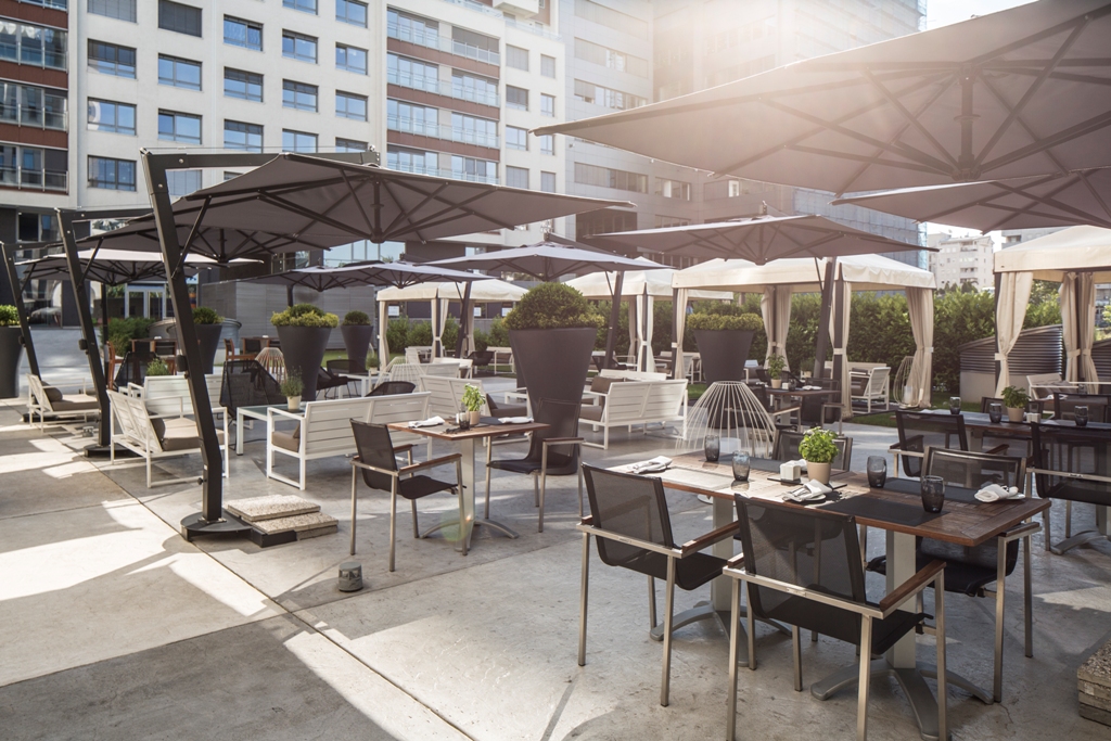 FALKENSTEINER HOTEL BELGRADE 4*,  