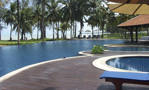 ROYAL BANGSAK BEACH RESORT  4*,  