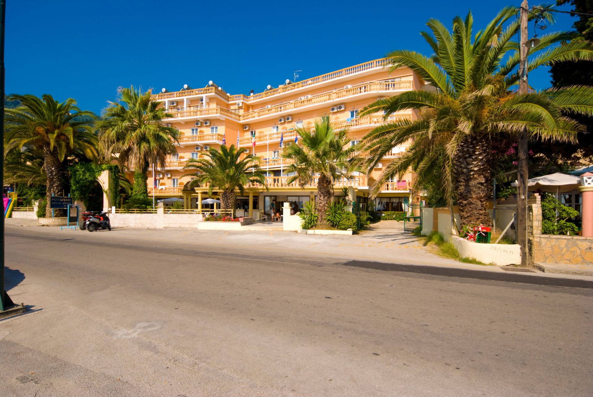 POTOMAKI BEACH 3*, ���� �����