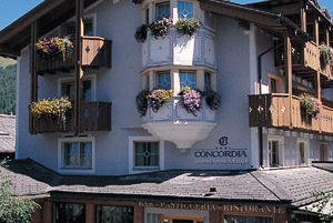 CONCORDIA  4*,  