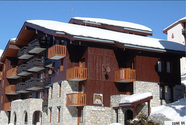 RES. LES CHALETS DES AROLLES 3*,  