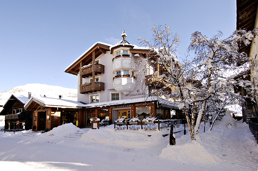 CONCORDIA  4*,  