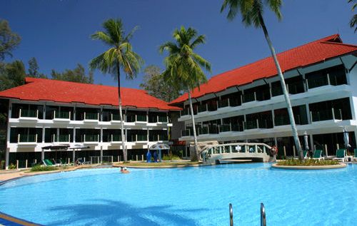 AMORA BEACH RESORT PHUKET  4*,  