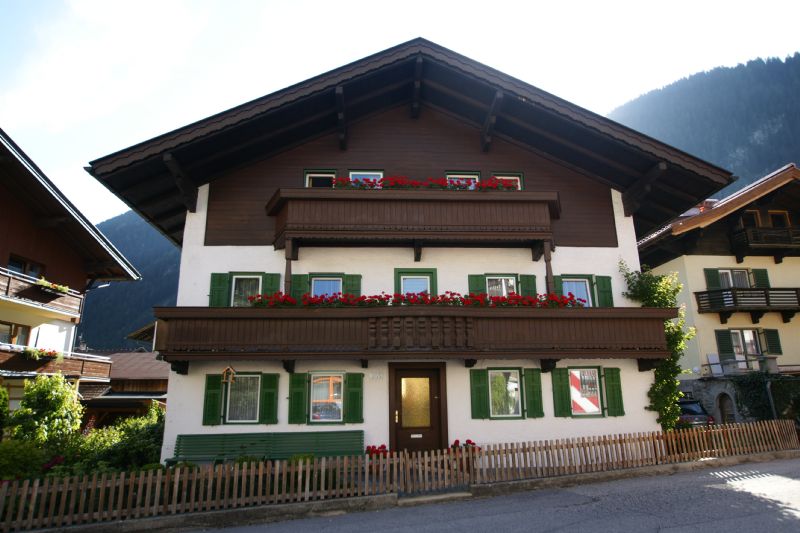 PENSION WOLDRICH,  