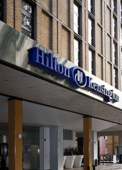 HILTON LONDON KENSINGTON  4*,  