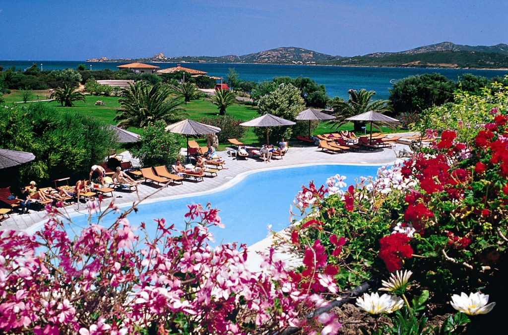 CALA DI FALCO: HOTEL LA ROTONDA 4*,  