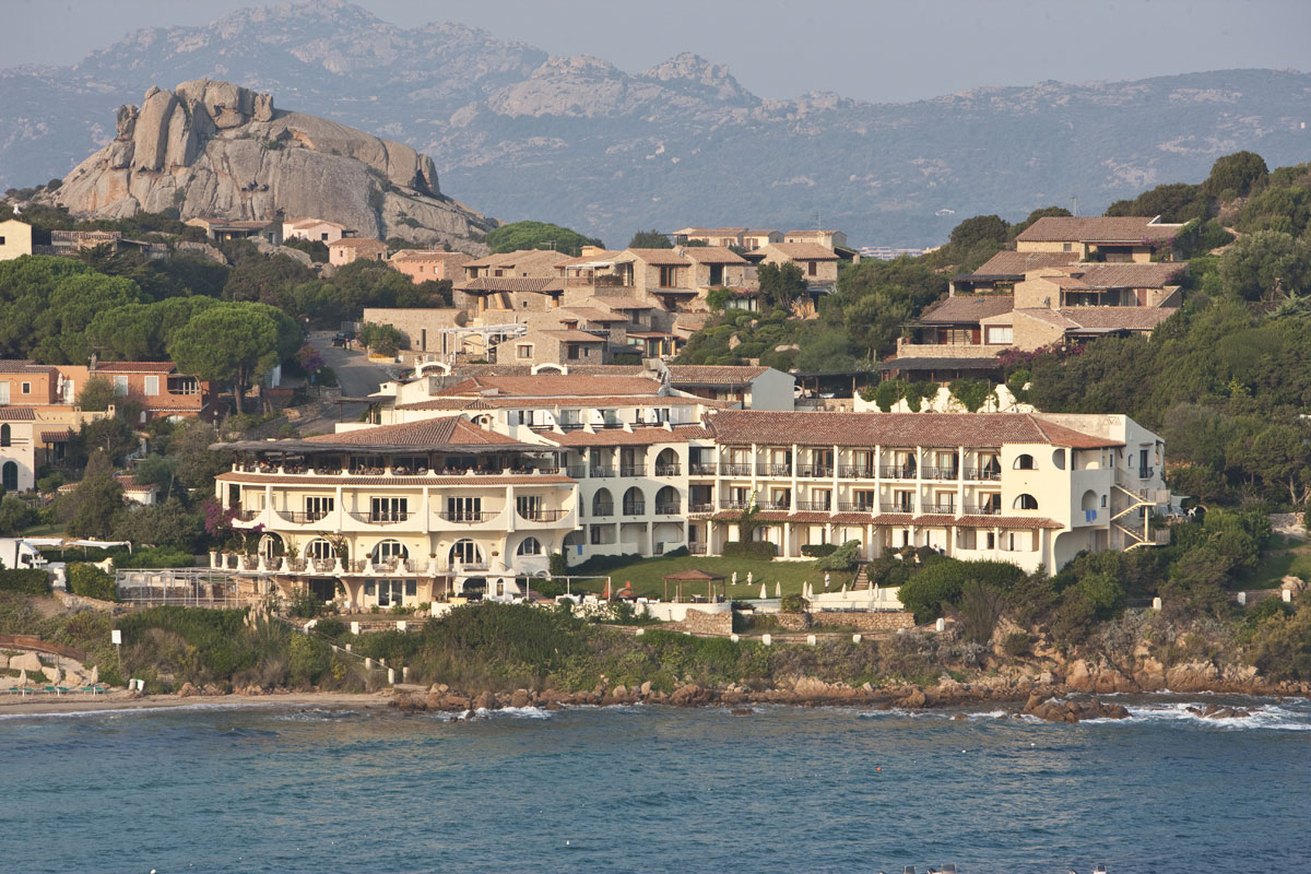 CLUB HOTEL BAJA SARDINIA 4*,  
