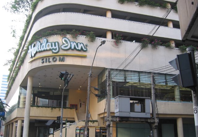 HOLIDAY INN SILOM BANGKOK  4*,  