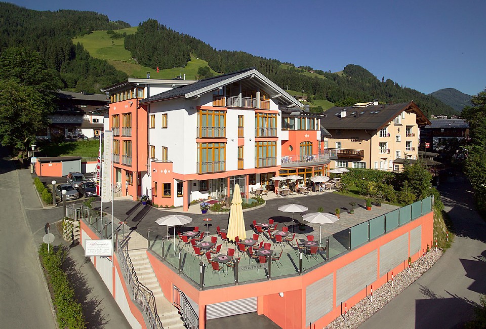 SPORT- & BEAUTYHOTEL SCHWEIZERHOF  4*,  