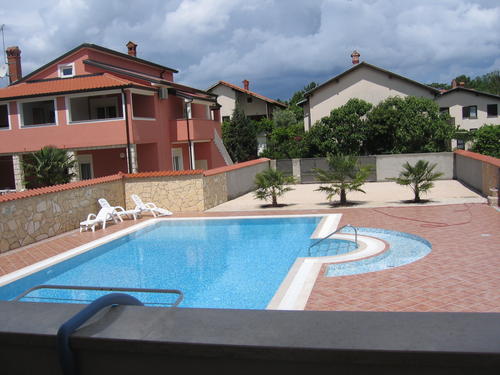 VILLA BONACA  3*,  