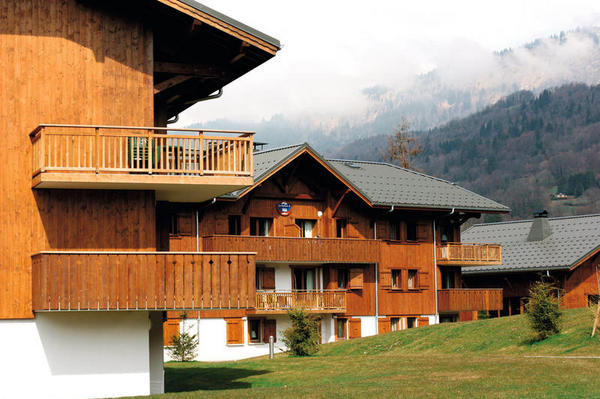 RES. LES FERMES DE SAMOENS,  