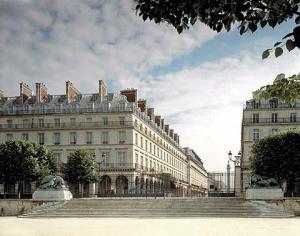 WESTIN PARIS 4*,  