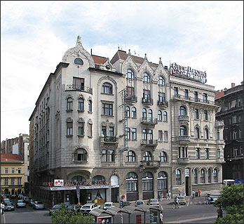 CITY HOTEL MÁTYÁS  3*,  