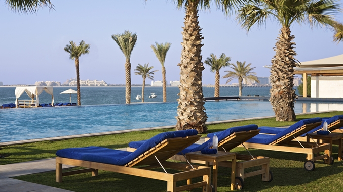 DOUBLETREE BY HILTON DUBAI JUMEIRAH BEACH 4*,  