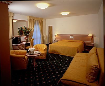 GRAND HOTEL MIRAMONTI  4*,  