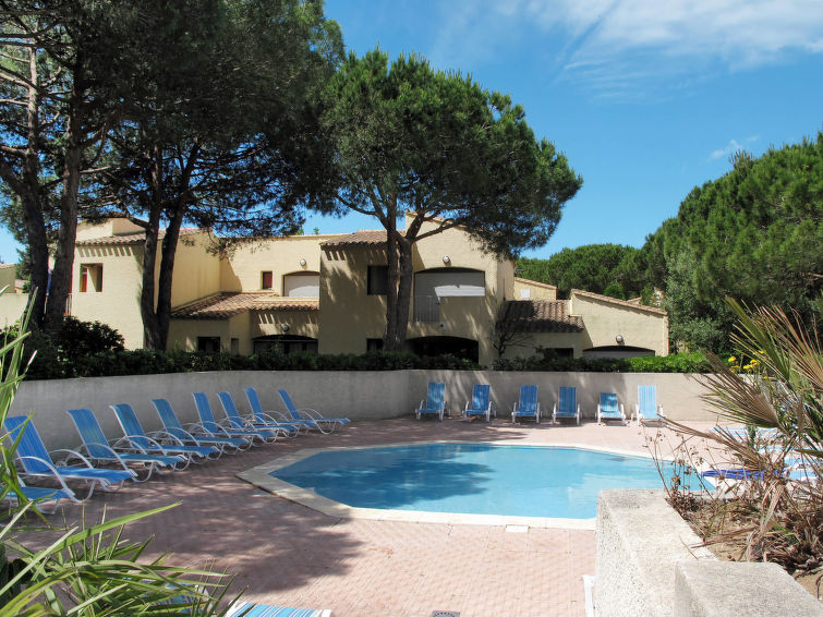 HOLIDAY VILLAGE SAINT LOUP (CAP150),  