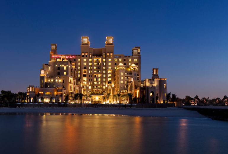 SHERATON SHARJAH BEACH  RESORT & SPA 5*,  